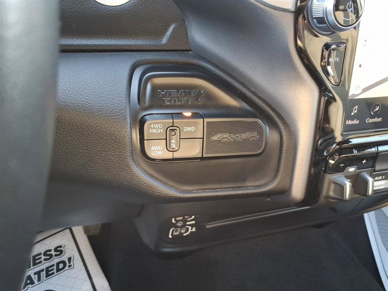 Used 2024 RAM 3500 Big Horn w/ Night Edition AWD/4WD image 15