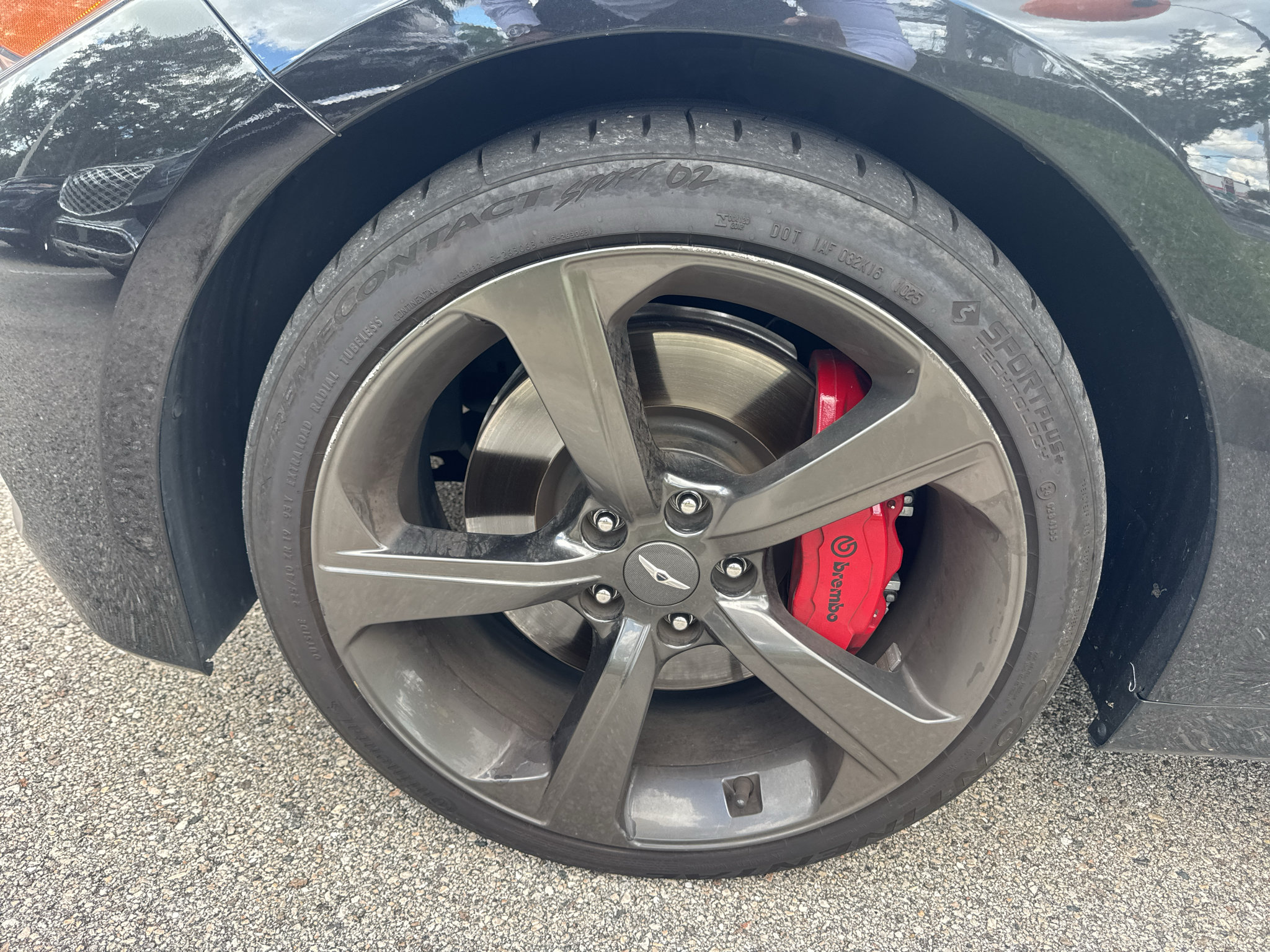 Used 2019 Genesis G70 3.3T Advanced w/ Sport Package AWD/4WD image 9
