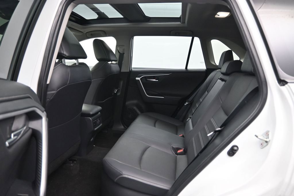 Used 2024 Toyota RAV4 Limited w/ Advanced Technology Package AWD/4WD image 27