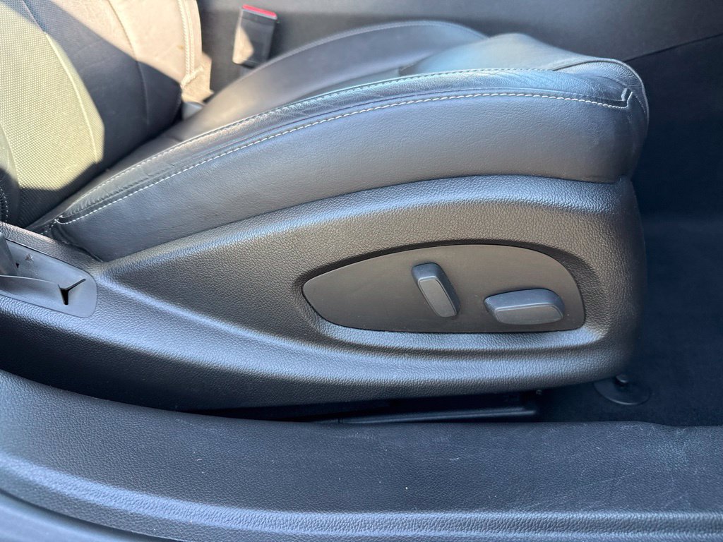 Used 2015 Buick LaCrosse Premium w/ Driver Confidence Package #1 FWD image 12