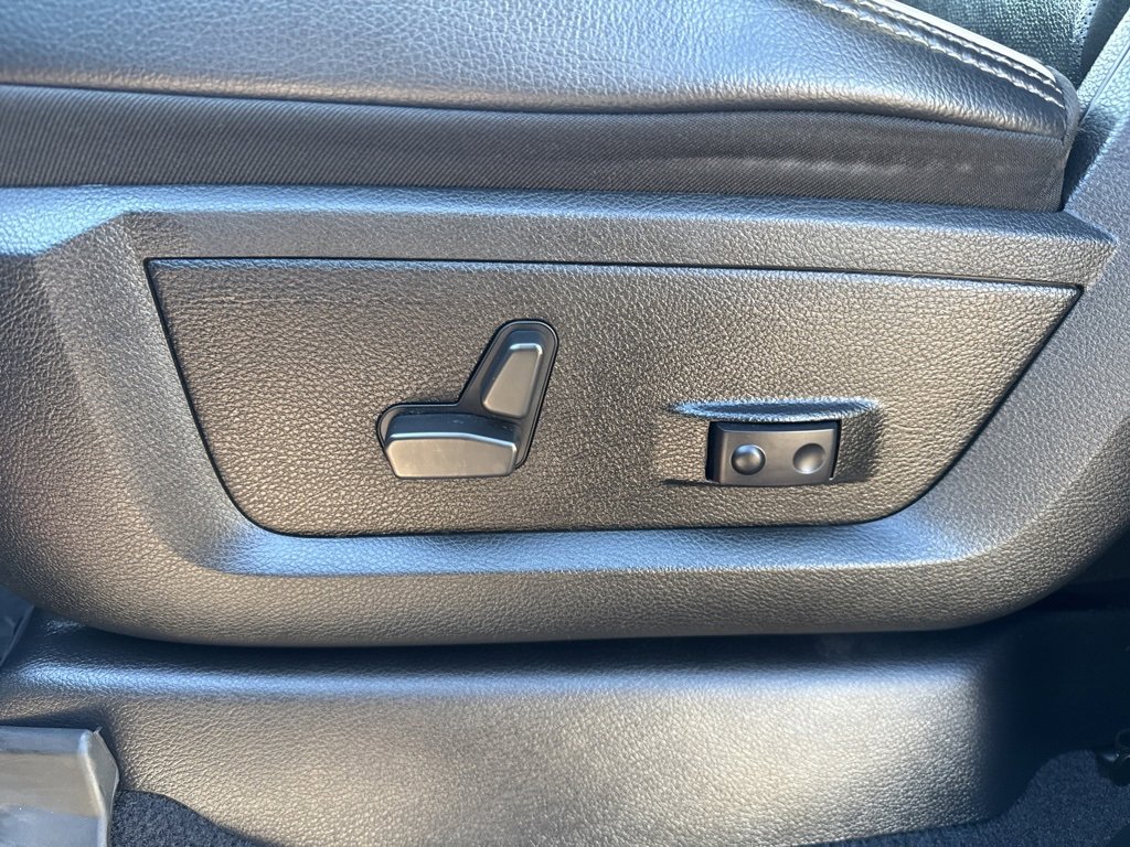 Used 2022 RAM 3500 Laramie image 14