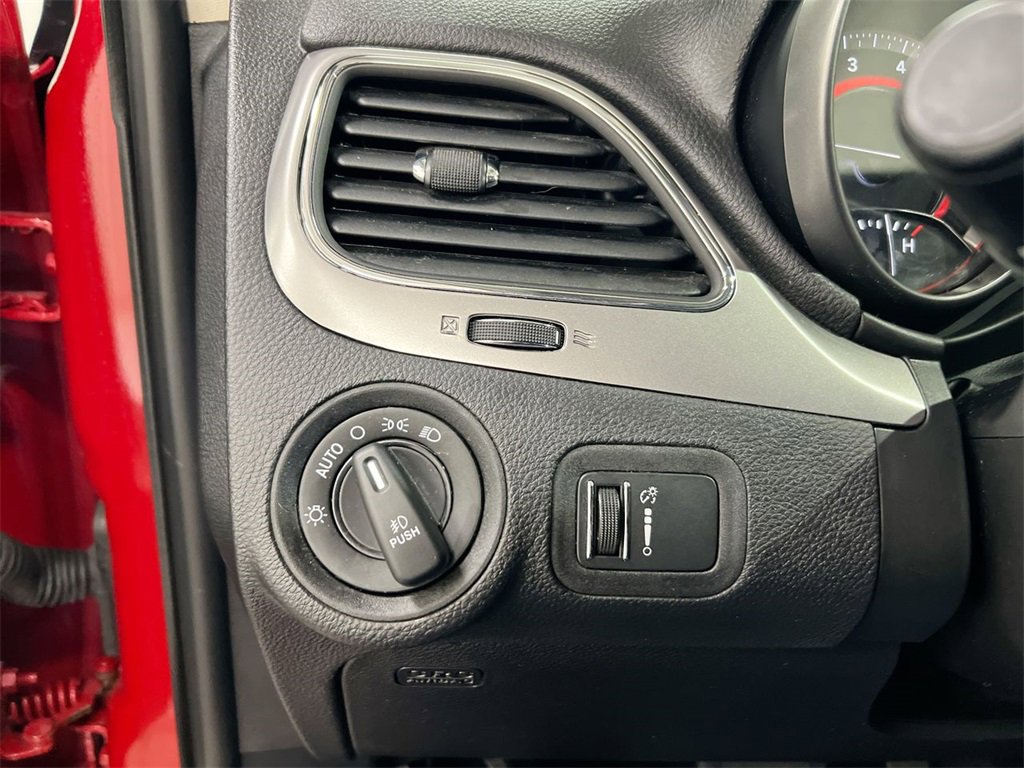 Used 2020 Dodge Journey Crossroad image 17