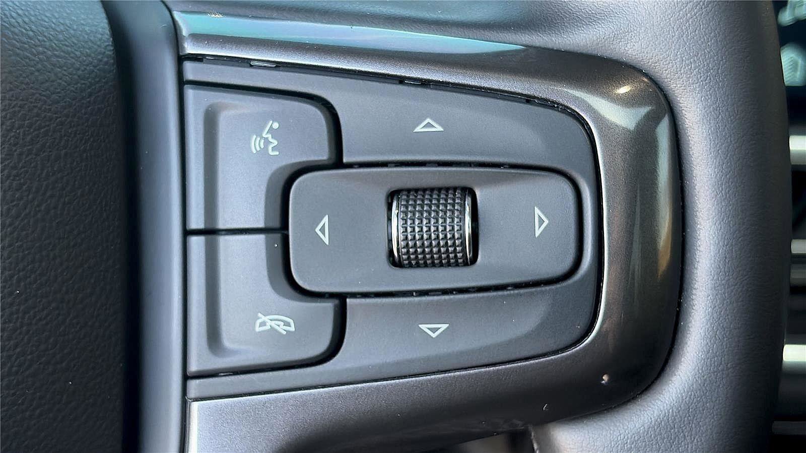 Used 2025 Chevrolet Silverado 2500 High Country w/ High Country Premium Package image 7