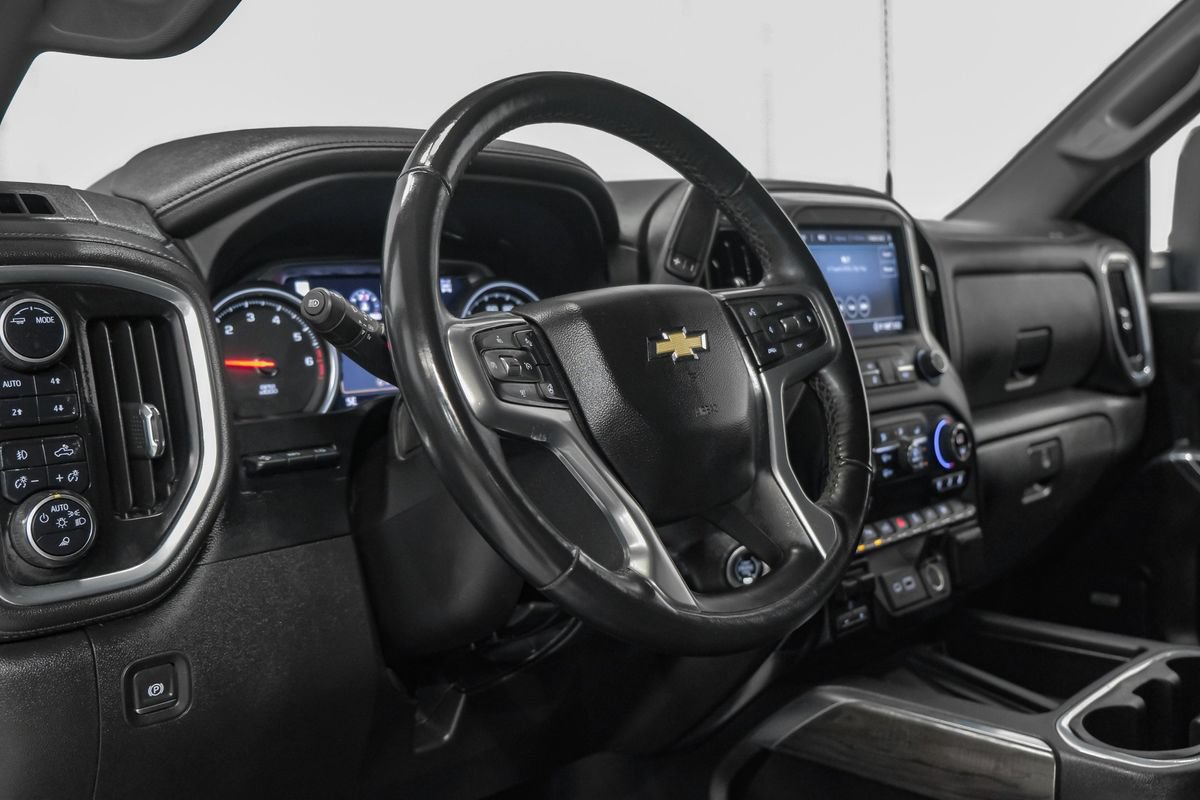 Used 2022 Chevrolet Silverado 2500 LTZ w/ LTZ Convenience Package AWD/4WD image 14