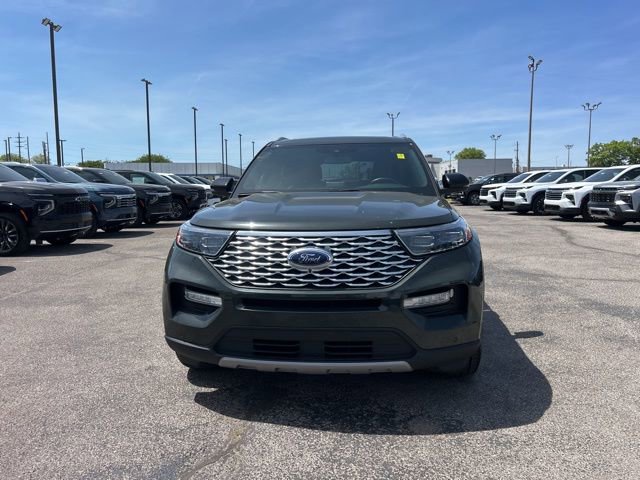 Used 2023 Ford Explorer Platinum w/ Technology Package AWD/4WD image 8