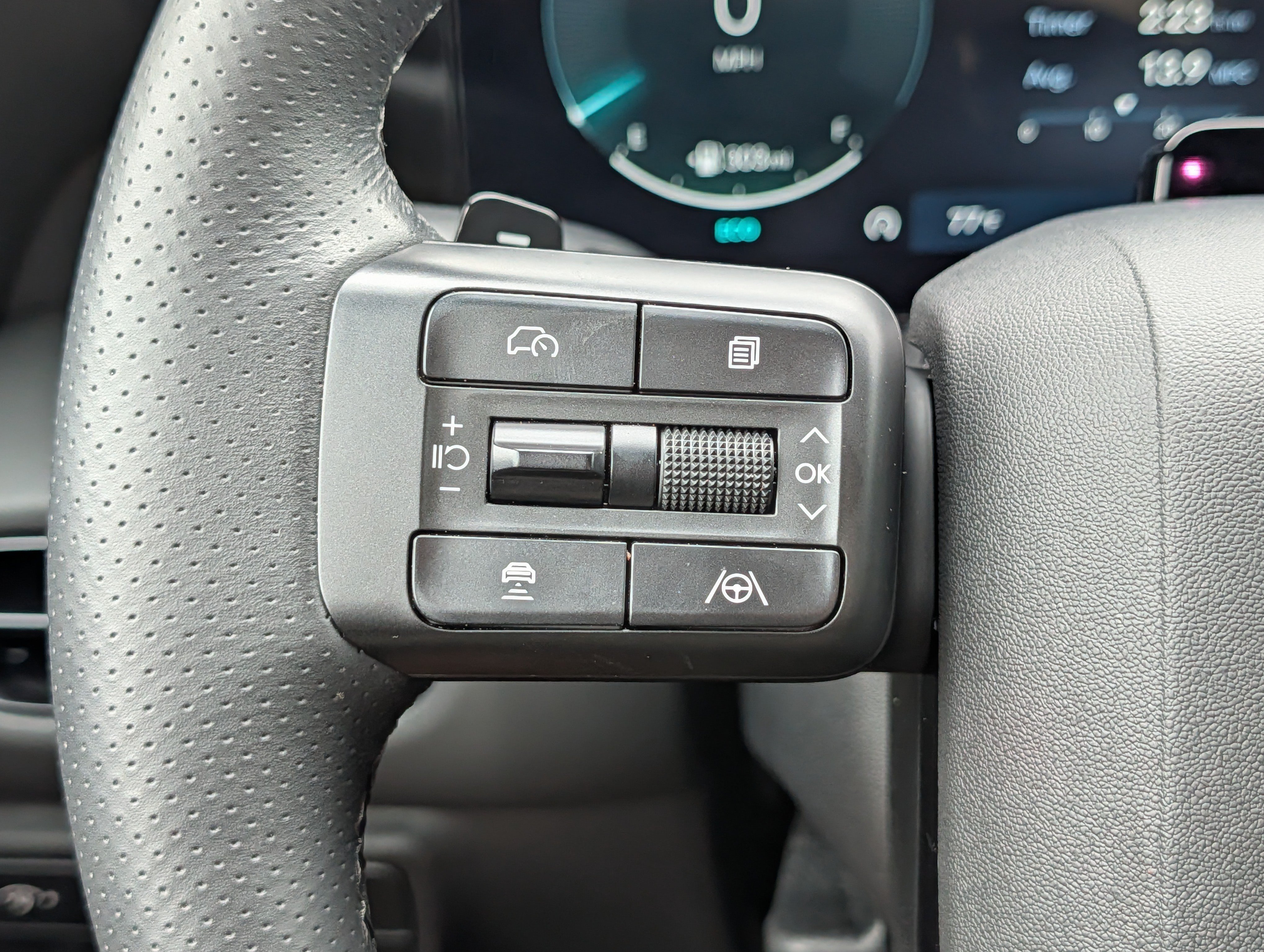 Certified 2026 Hyundai Palisade XRT Pro AWD/4WD image 31