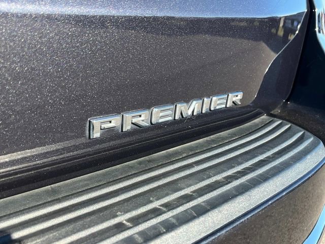 Used 2023 Chevrolet Suburban Premier image 15