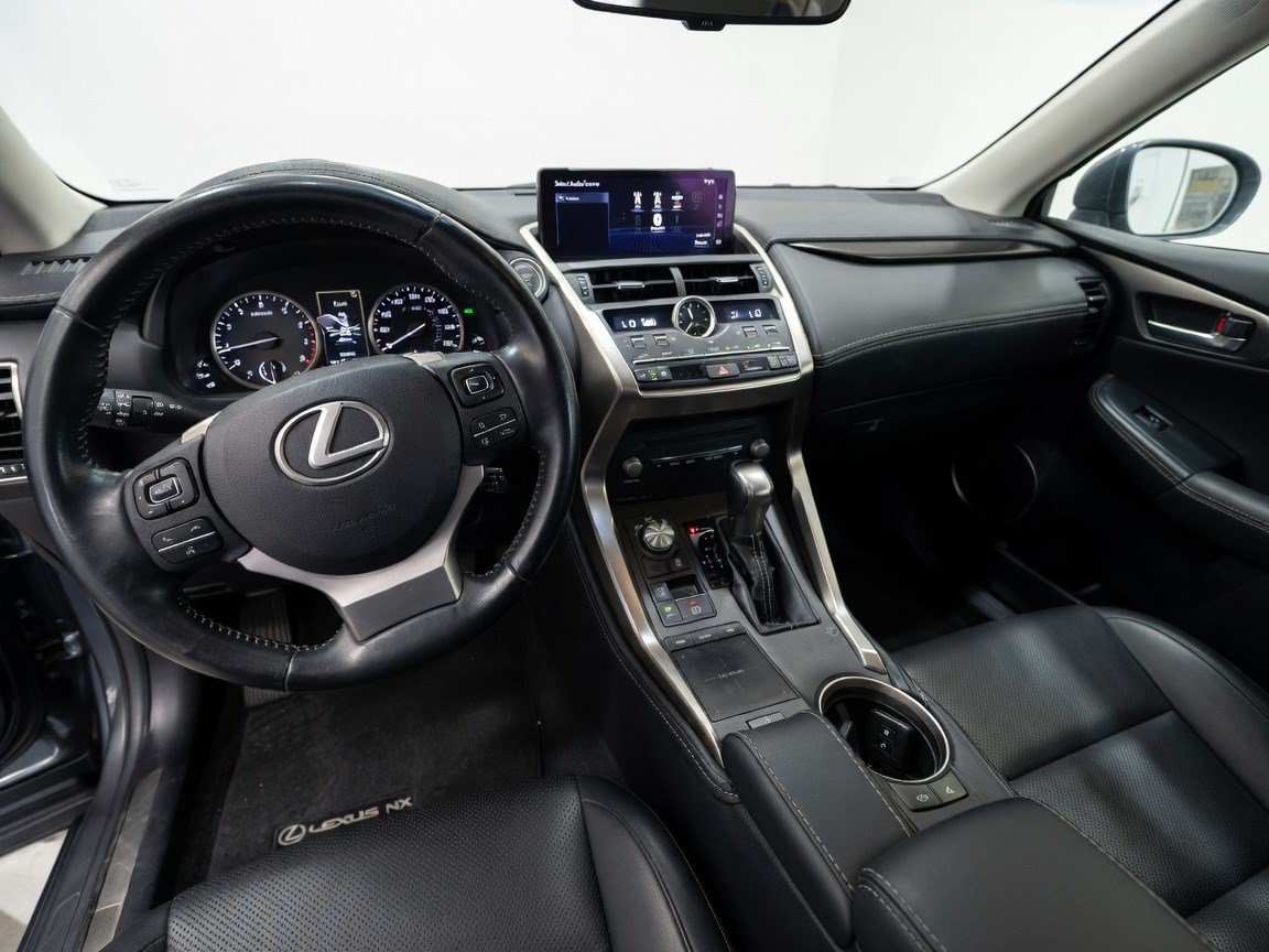 Used 2018 Lexus NX 300 FWD w/ Premium Package image 7