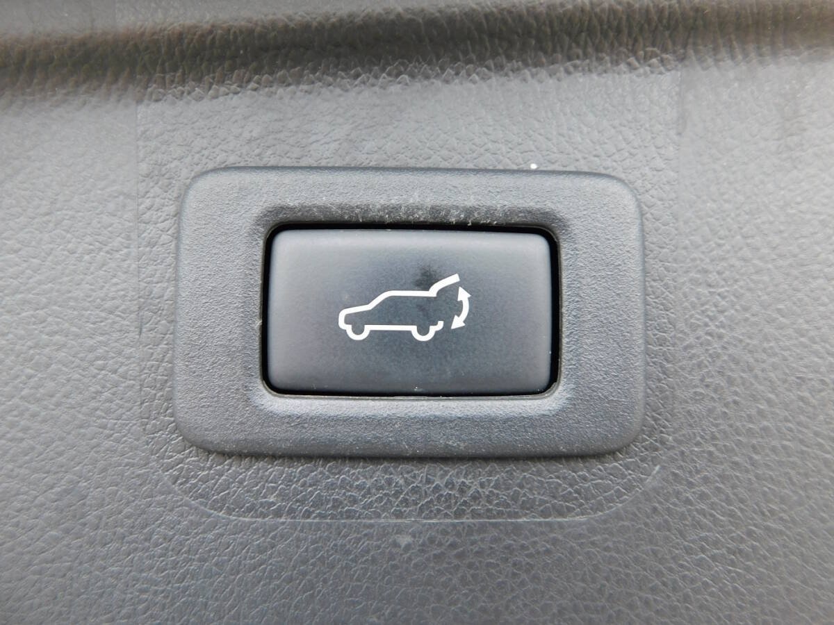 Used 2016 Subaru Outback 2.5i Limited AWD/4WD image 6