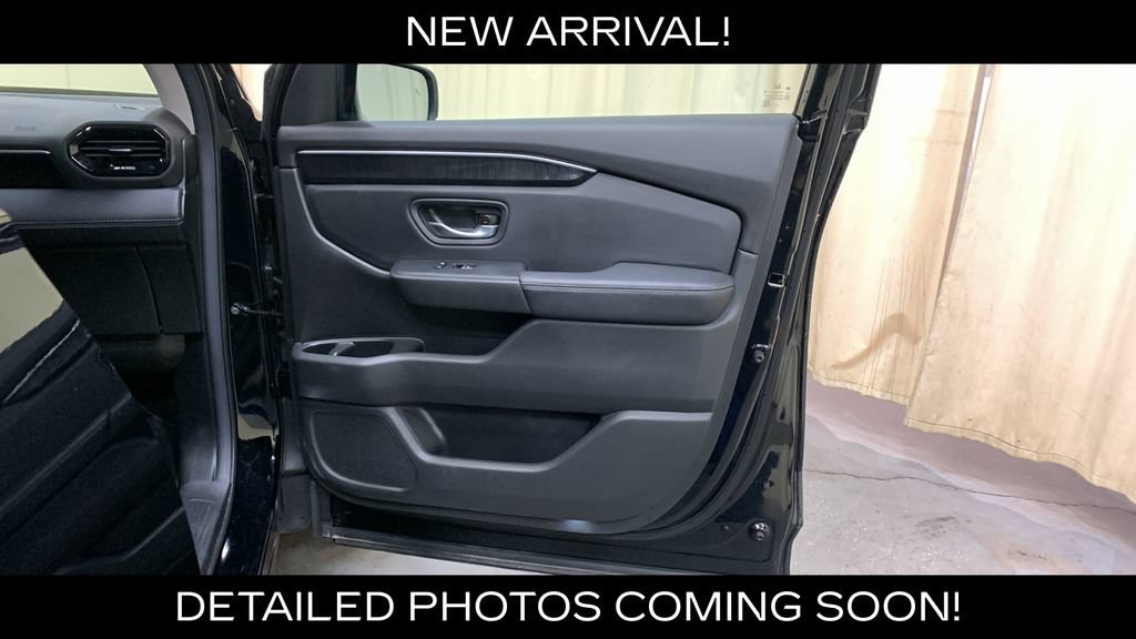 Used 2025 Honda Pilot Elite image 10