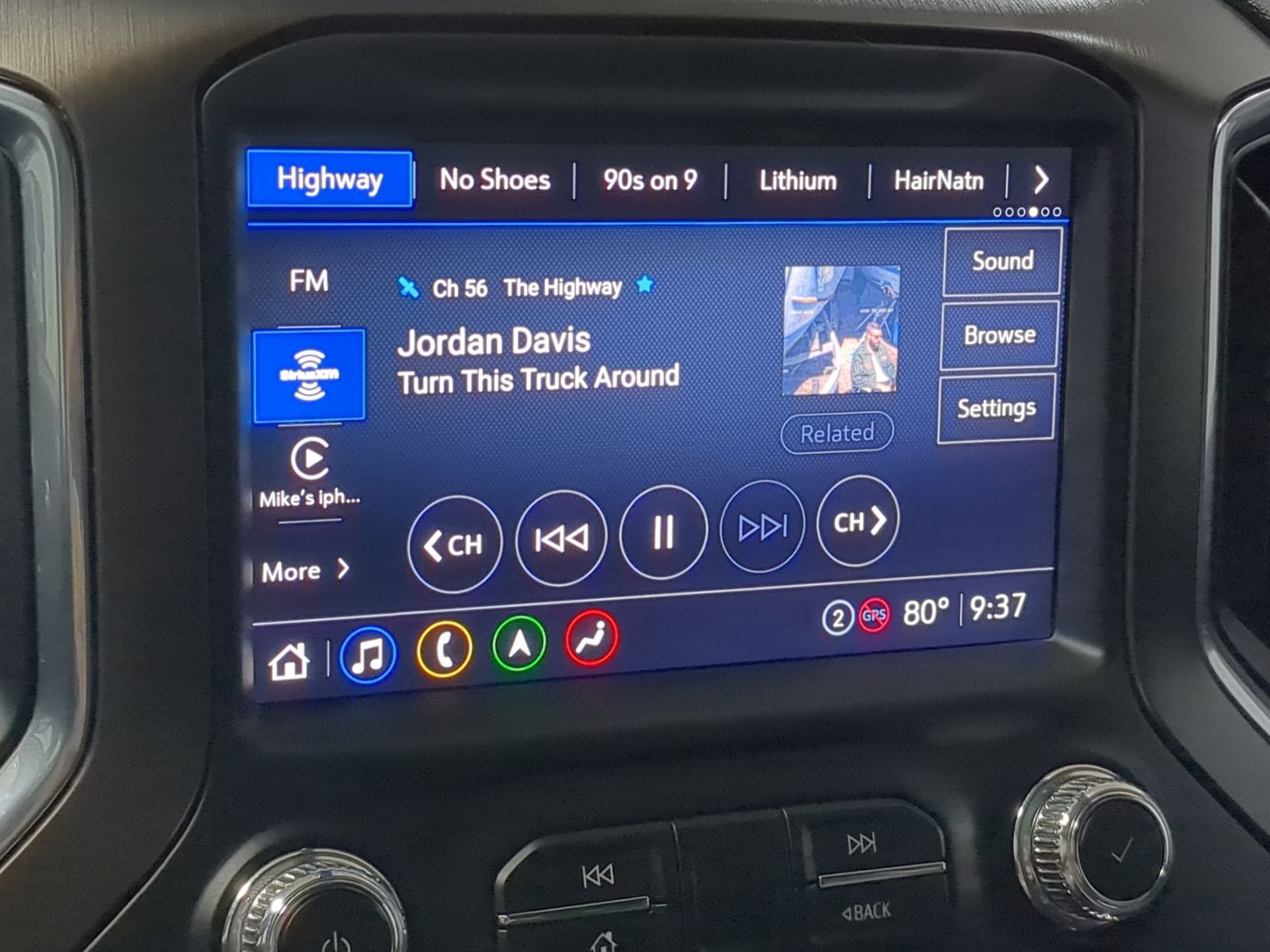 Used 2022 GMC Sierra 3500 AT4 w/ AT4 Premium Plus Package image 13