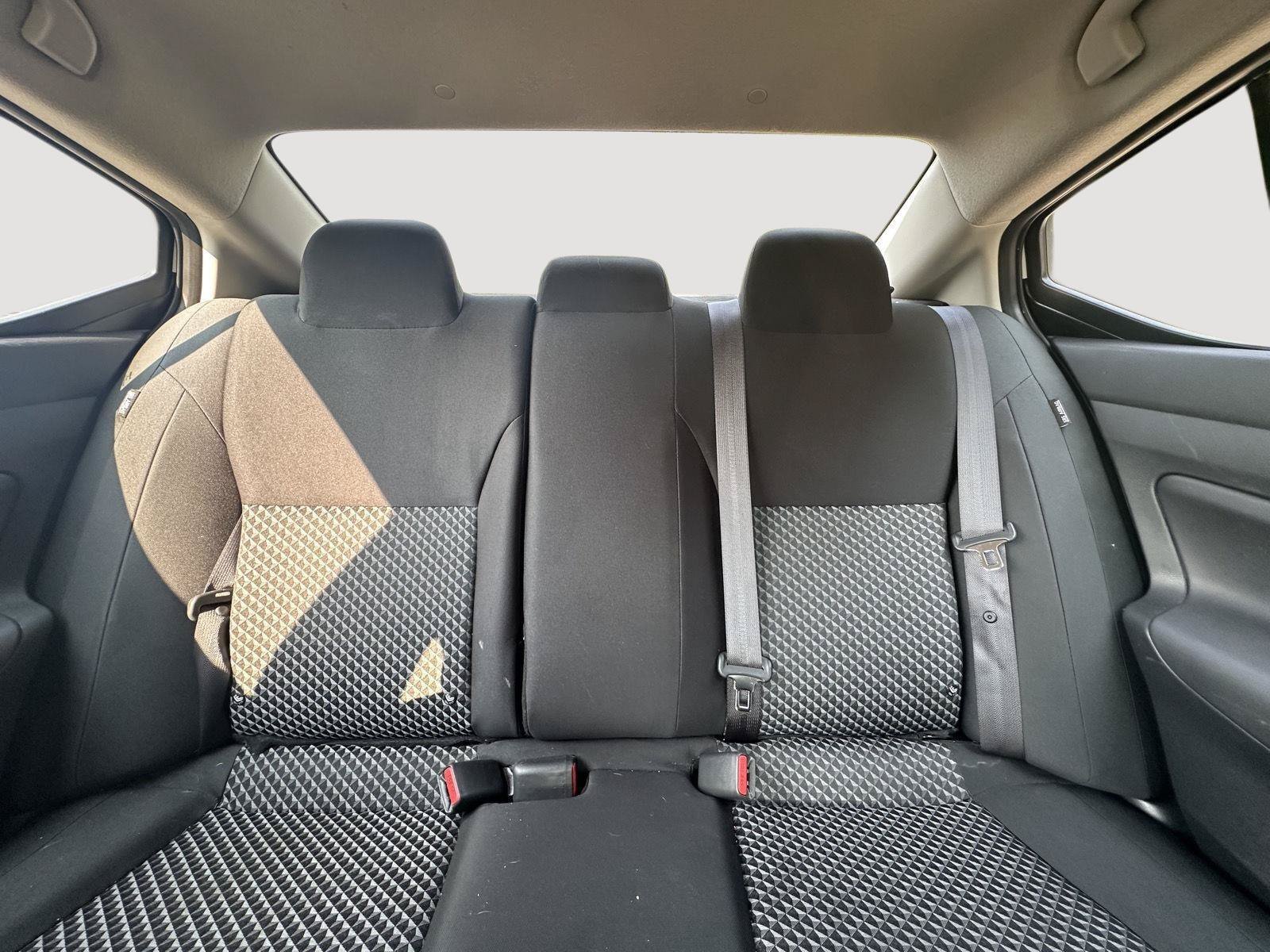 Used 2020 Nissan Versa S FWD image 13