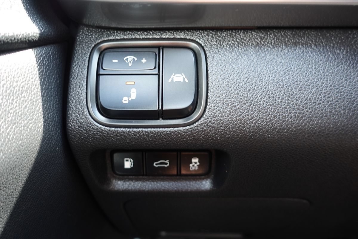 Used 2019 Kia Optima LX FWD image 35