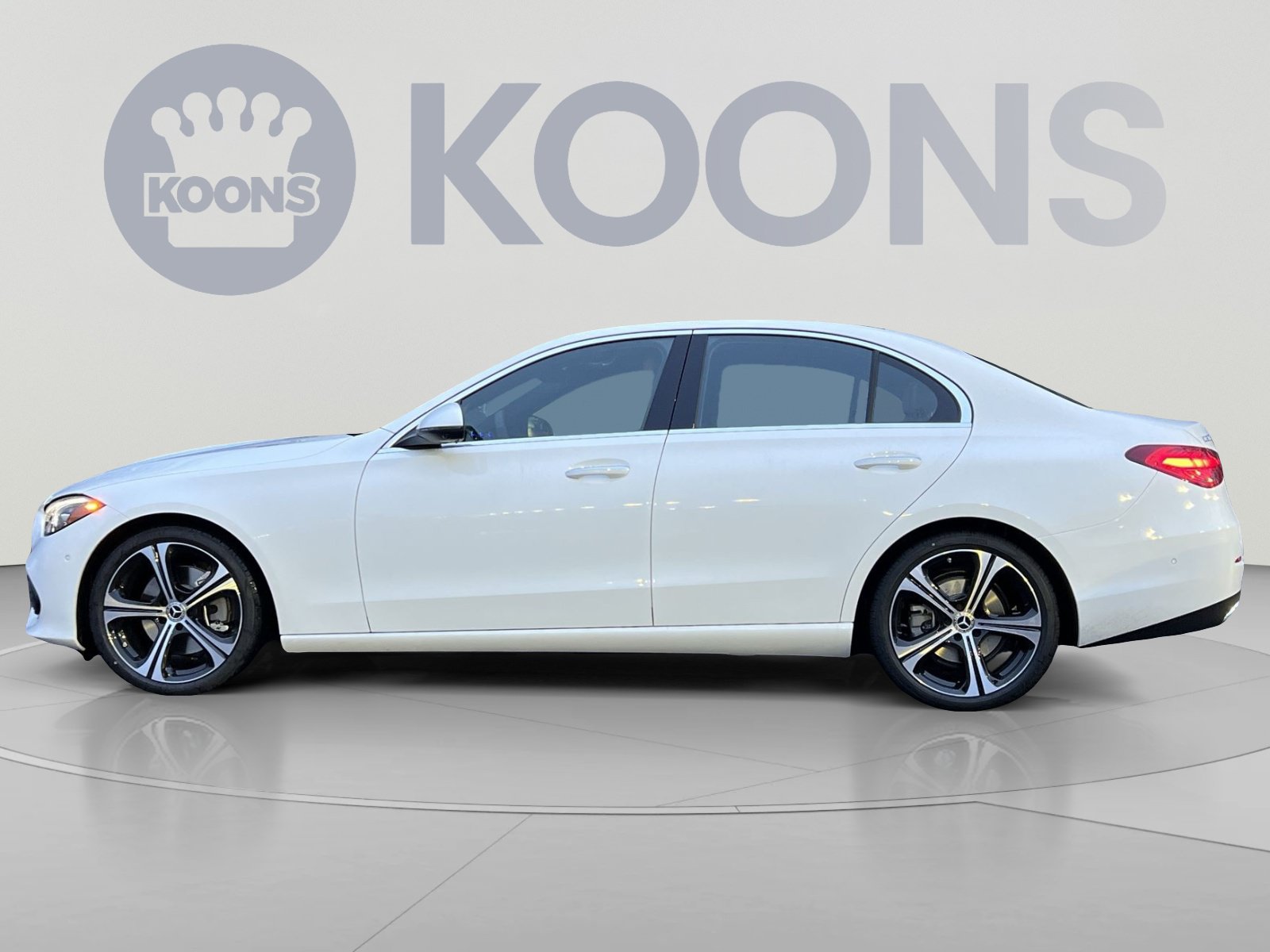 Used 2026 Mercedes-Benz C 300 4MATIC Sedan image 2