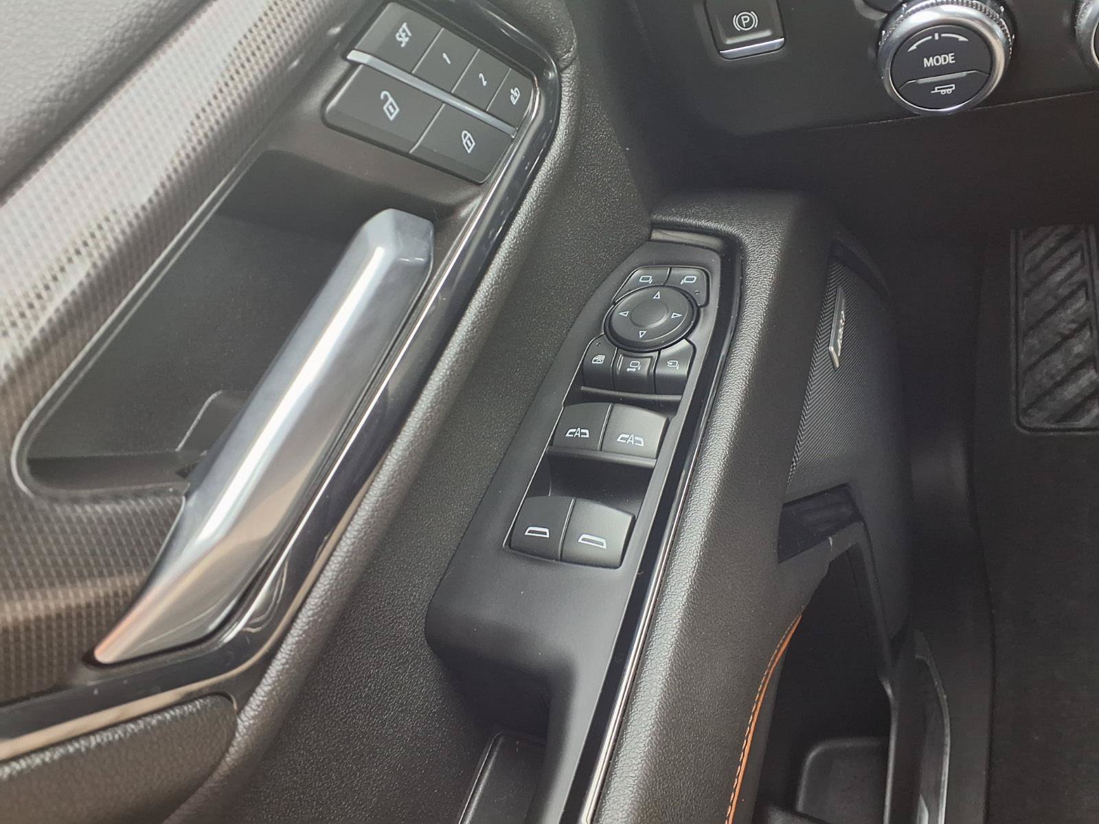 Used 2024 GMC Sierra 2500 AT4 w/ AT4 Premium Plus Package AWD/4WD image 12