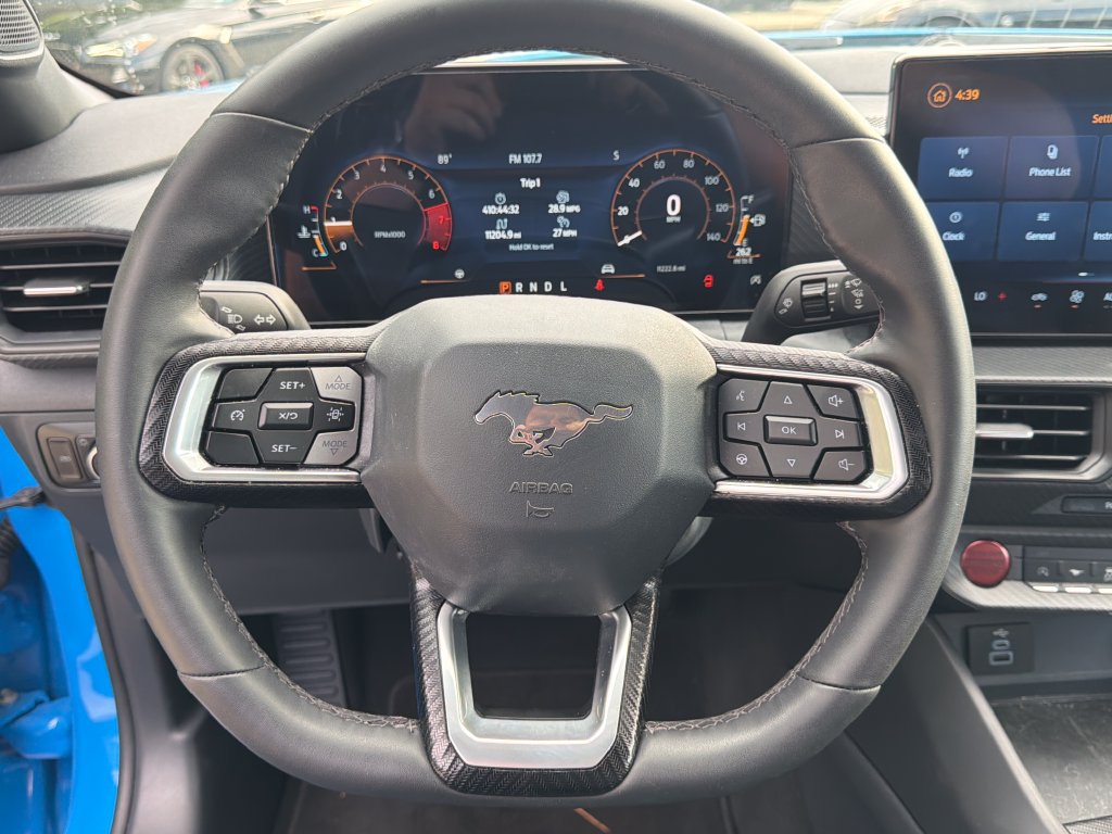 Used 2025 Ford Mustang Coupe RWD image 24