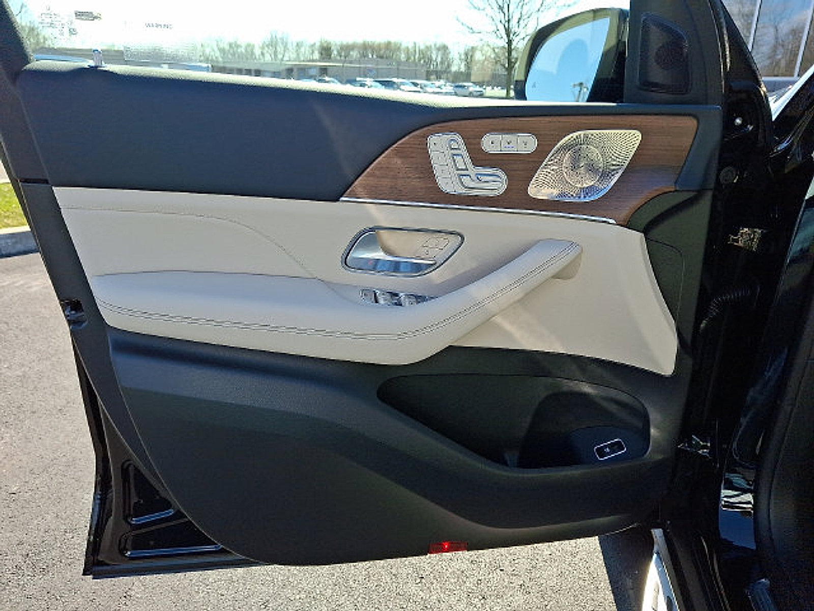 Certified 2026 Mercedes-Benz GLE 450 4MATIC image 11