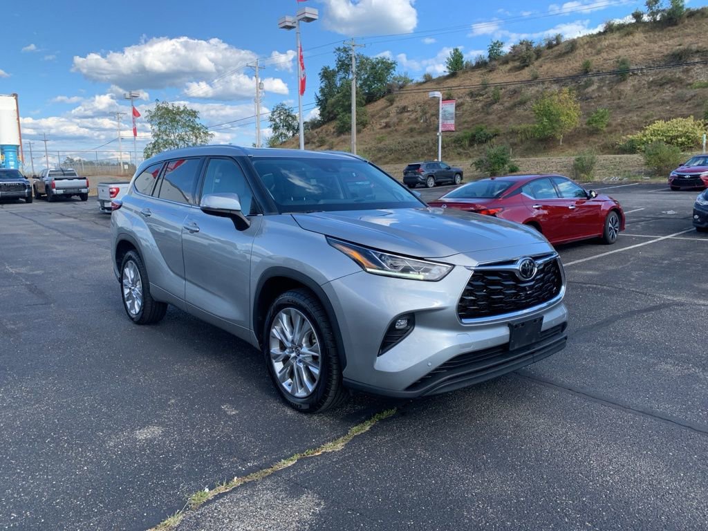 Used 2021 Toyota Highlander Limited