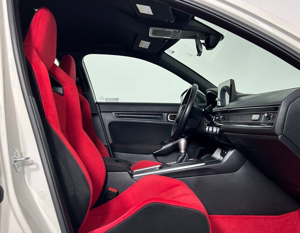 Used 2023 Honda Civic Type R image 11