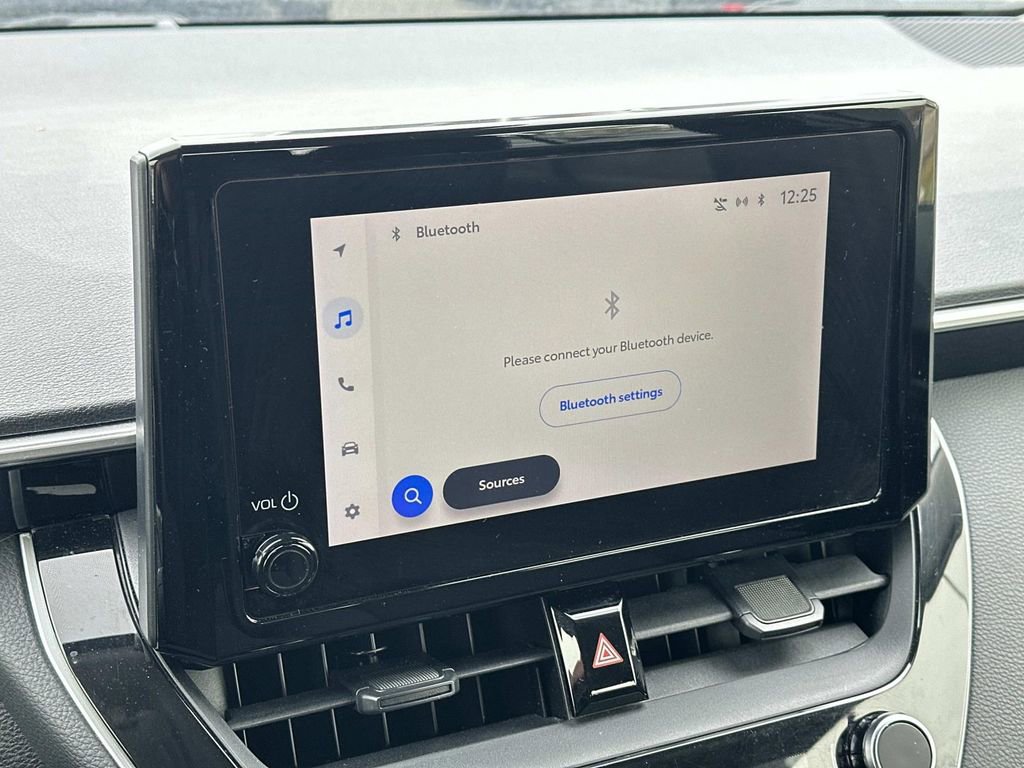 Certified 2023 Toyota Corolla LE image 28