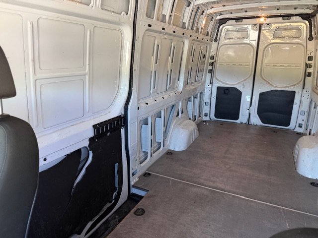Used 2023 Mercedes-Benz Sprinter 2500 image 13