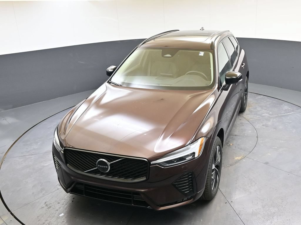 New 2026 Volvo XC60 B5 Plus w/ Protection Package Premier image 45