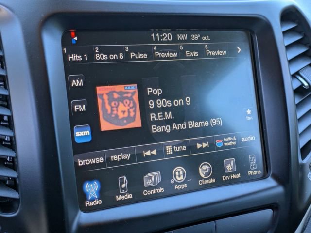 Used 2017 Jeep Cherokee Latitude w/ Safety/Convenience Group image 18