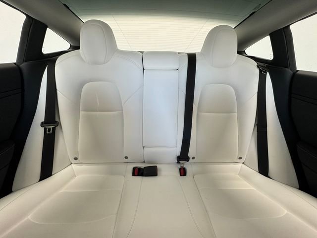 Used 2023 Tesla Model 3 Standard Range image 6