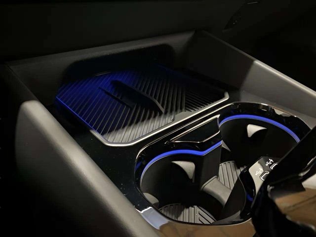 Used 2025 BMW i5 eDrive40i image 50