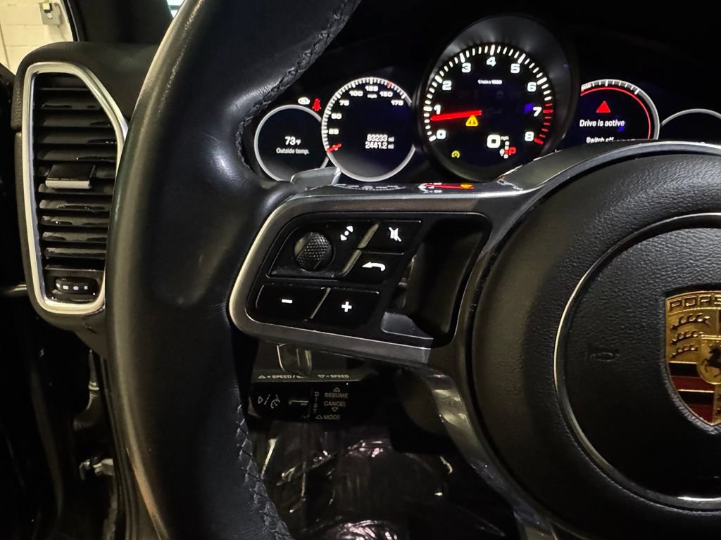 Used 2023 Porsche Cayenne AWD/4WD image 21