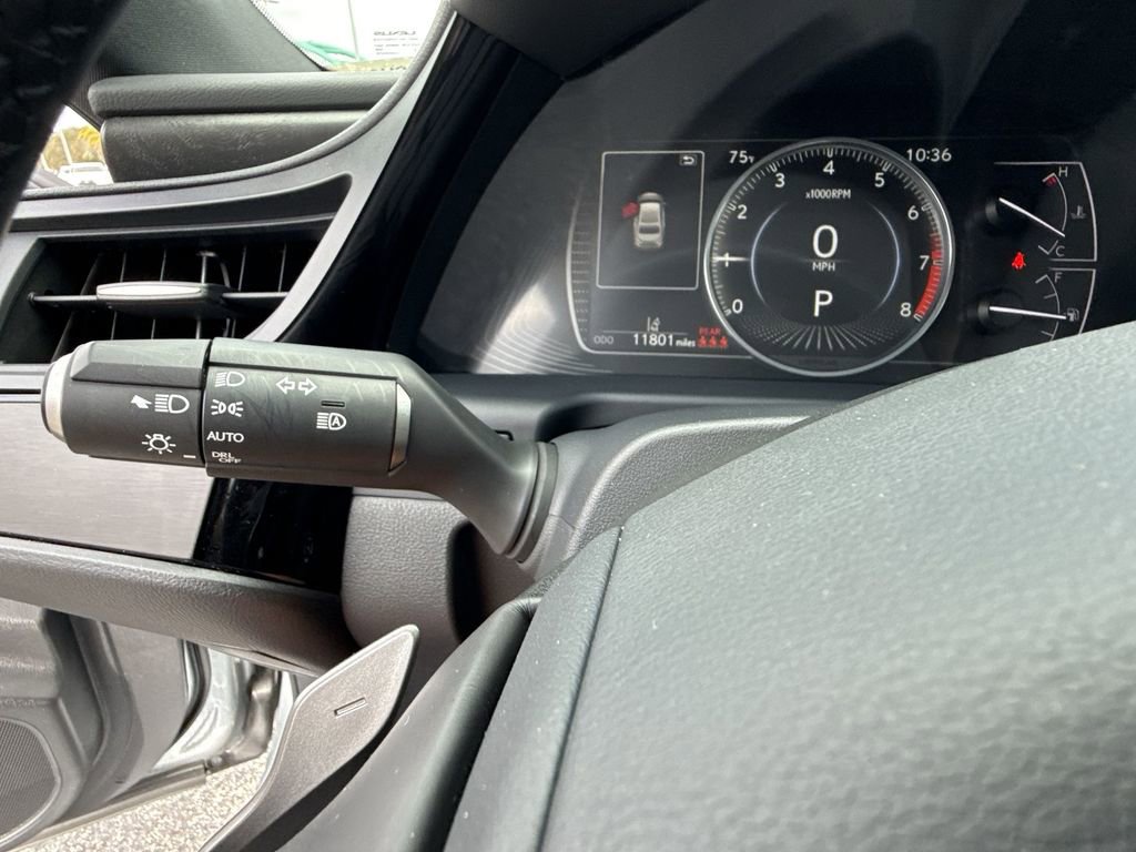 Used 2025 Lexus ES 350 w/ Premium Package image 28