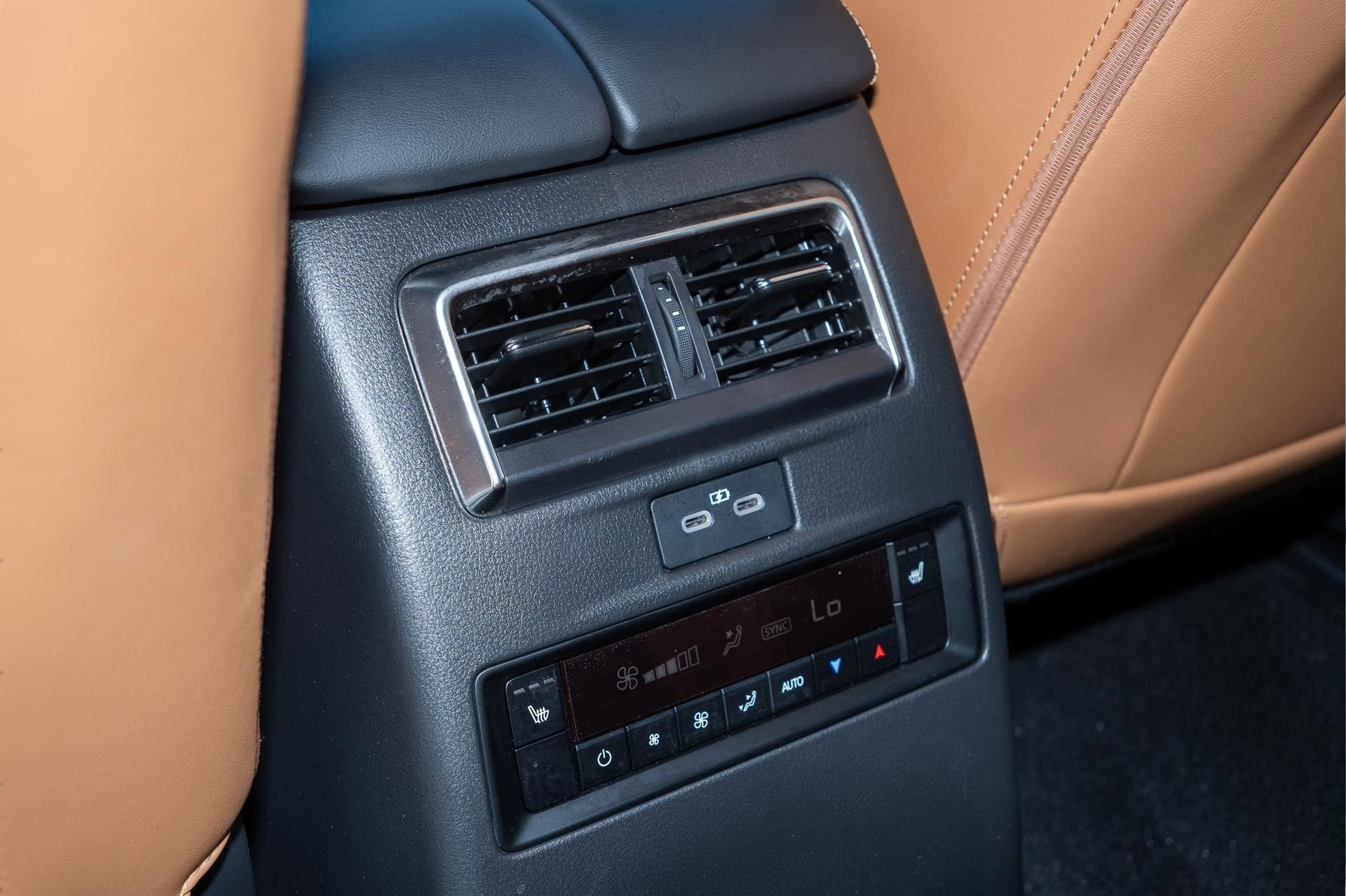 Used 2025 MAZDA CX-70 3.3 Turbo S w/ Premium Plus image 14