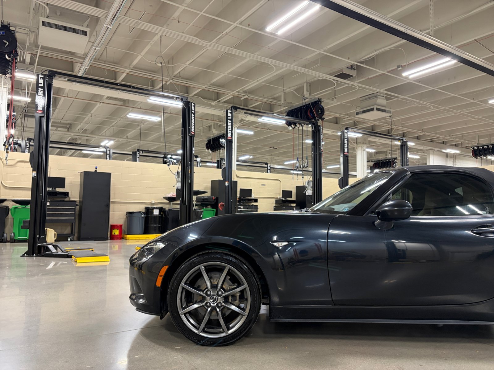 Used 2016 MAZDA MX-5 Miata Grand Touring RWD image 10