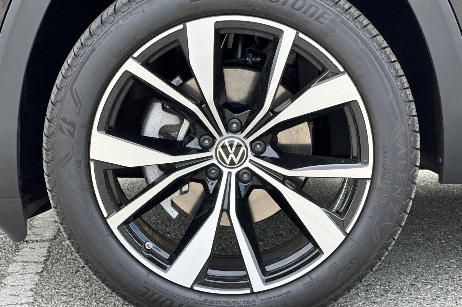 New 2026 Volkswagen Atlas SEL Premium R-Line AWD/4WD image 27