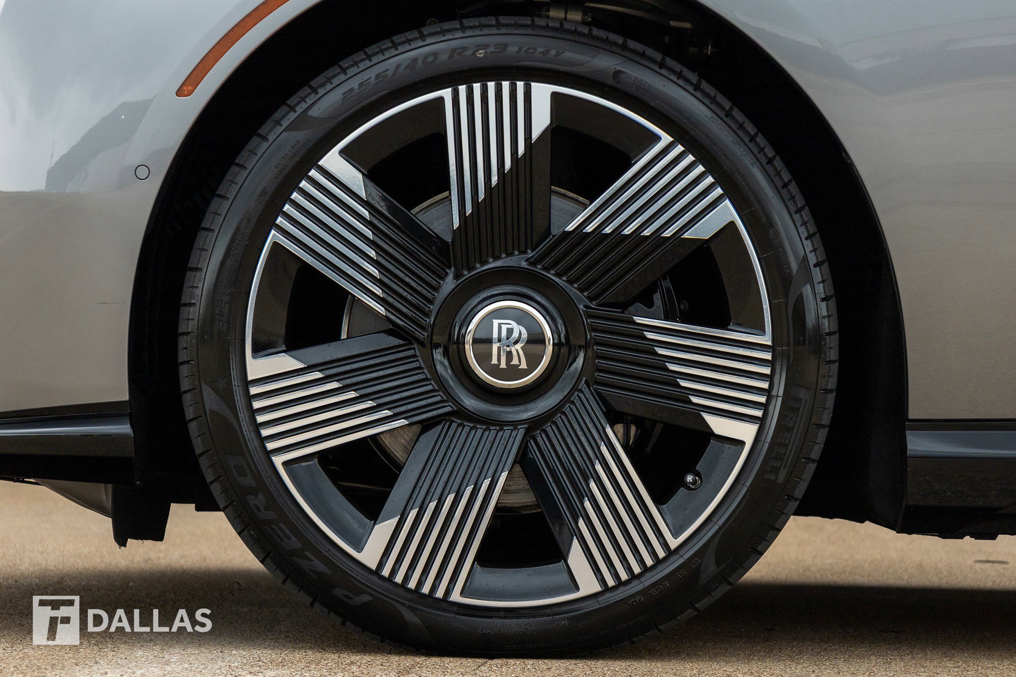 Used 2024 Rolls-Royce Spectre w/ Spectre Launch Package AWD/4WD image 8