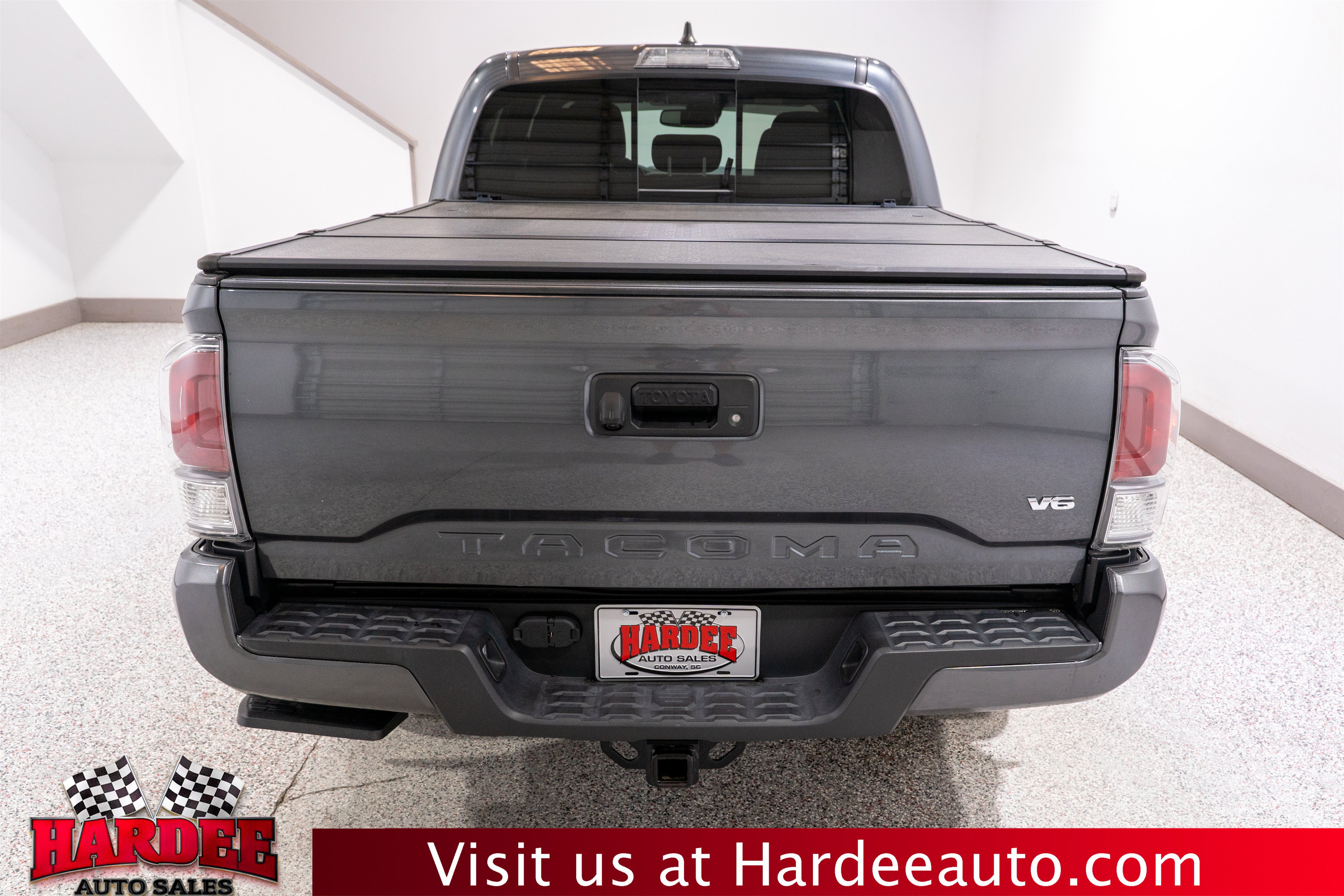 Used 2023 Toyota Tacoma TRD Sport AWD/4WD image 4