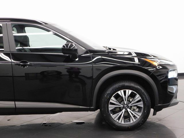 Certified 2023 Nissan Rogue SV image 15