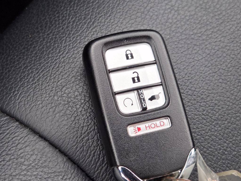 Used 2016 Honda Pilot Touring image 44