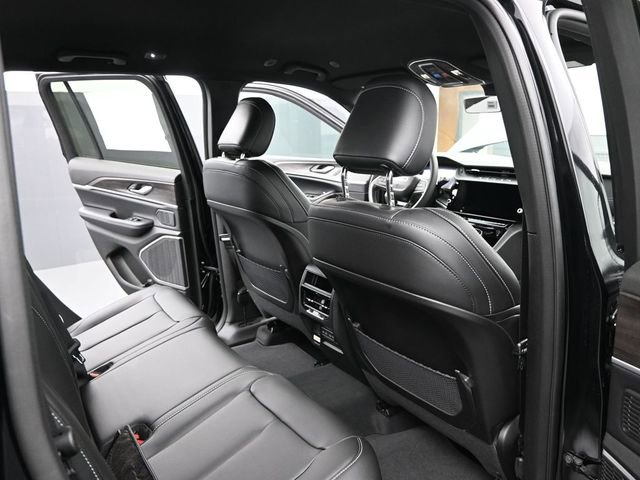 New 2026 Jeep Grand Cherokee Limited image 18