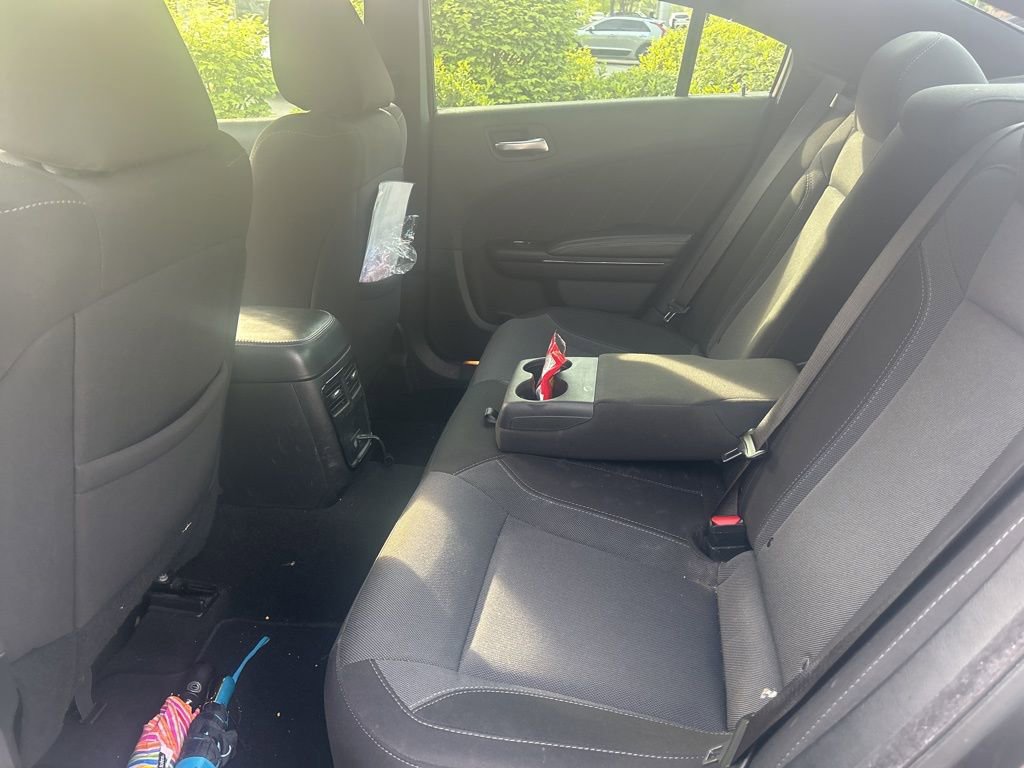 Used 2020 Dodge Charger SXT w/ Blacktop Package image 9