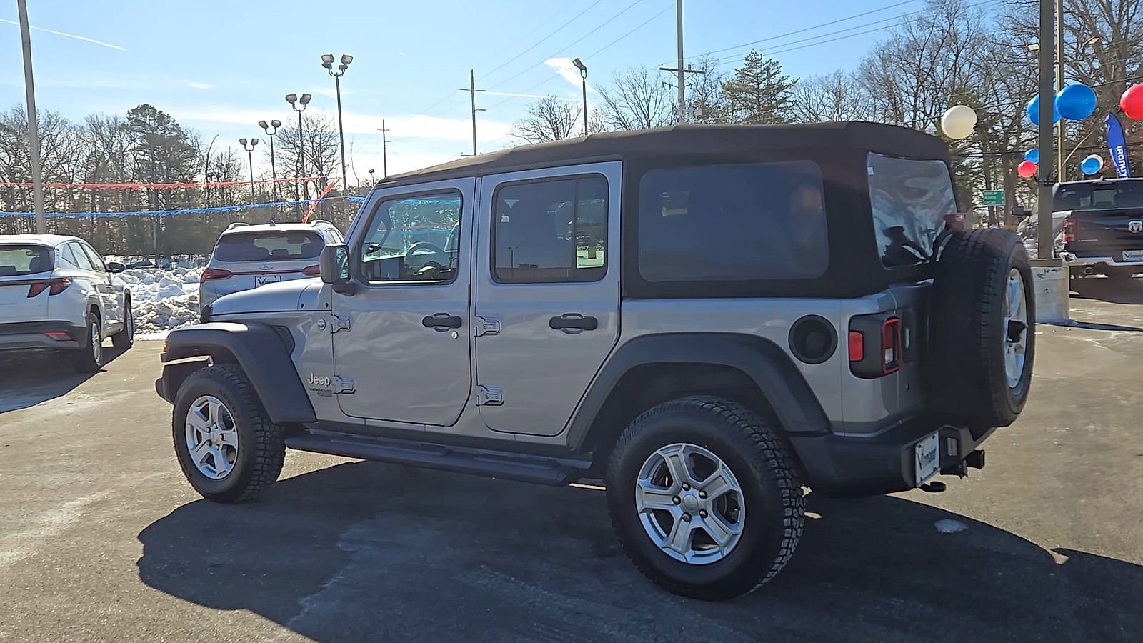 Used 2019 Jeep Wrangler Unlimited Sport S image 6