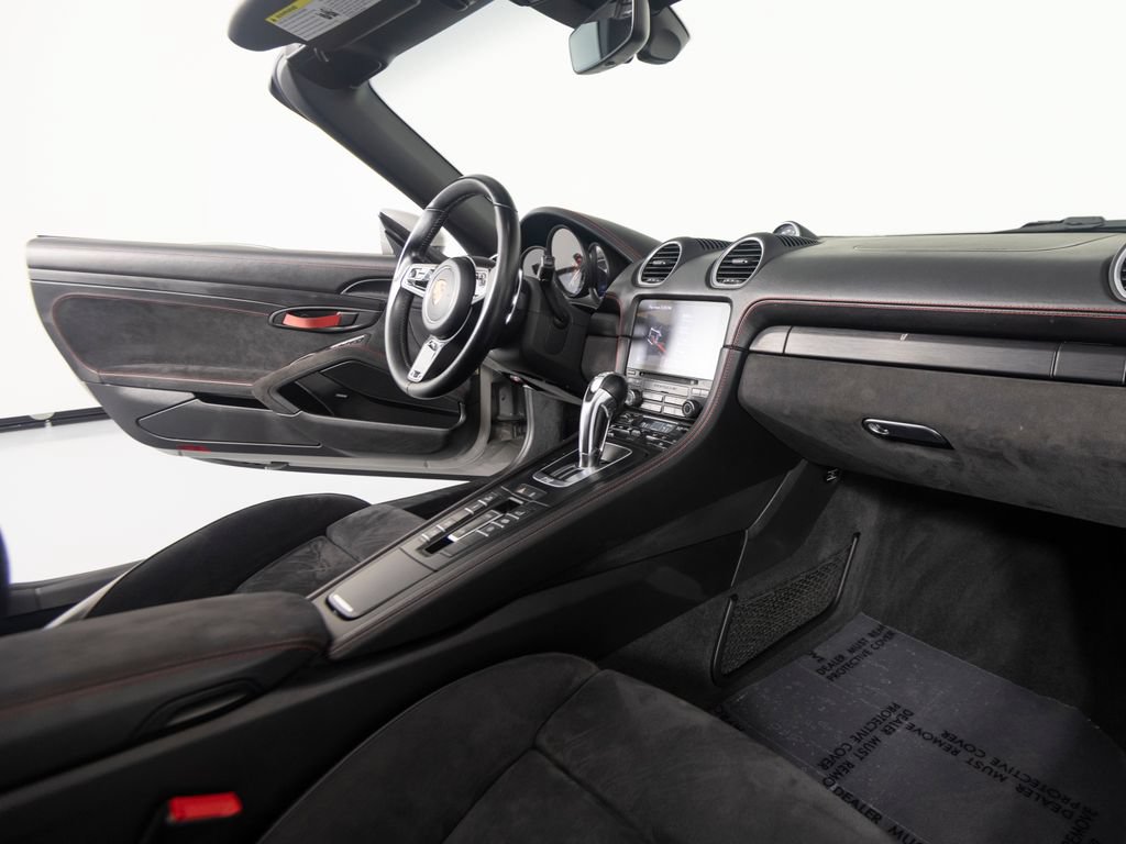 Certified 2021 Porsche 718 Boxster Spyder RWD image 33