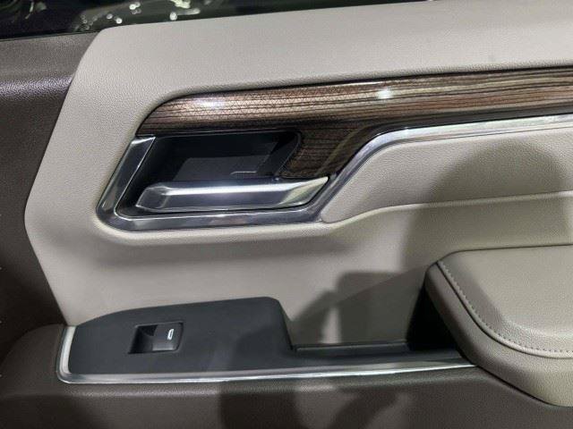 Used 2024 Chevrolet Silverado 1500 LT AWD/4WD image 37