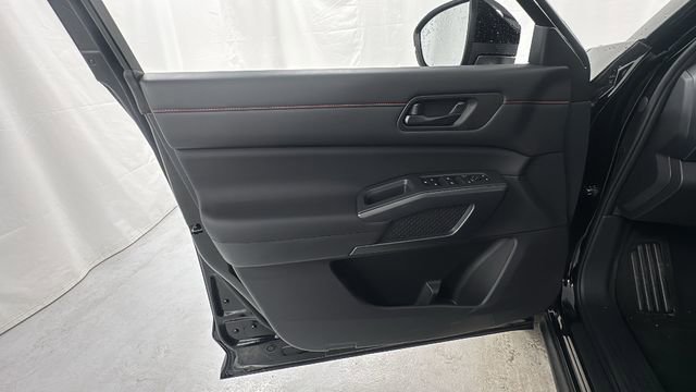 New 2026 Nissan Pathfinder Rock Creek image 20