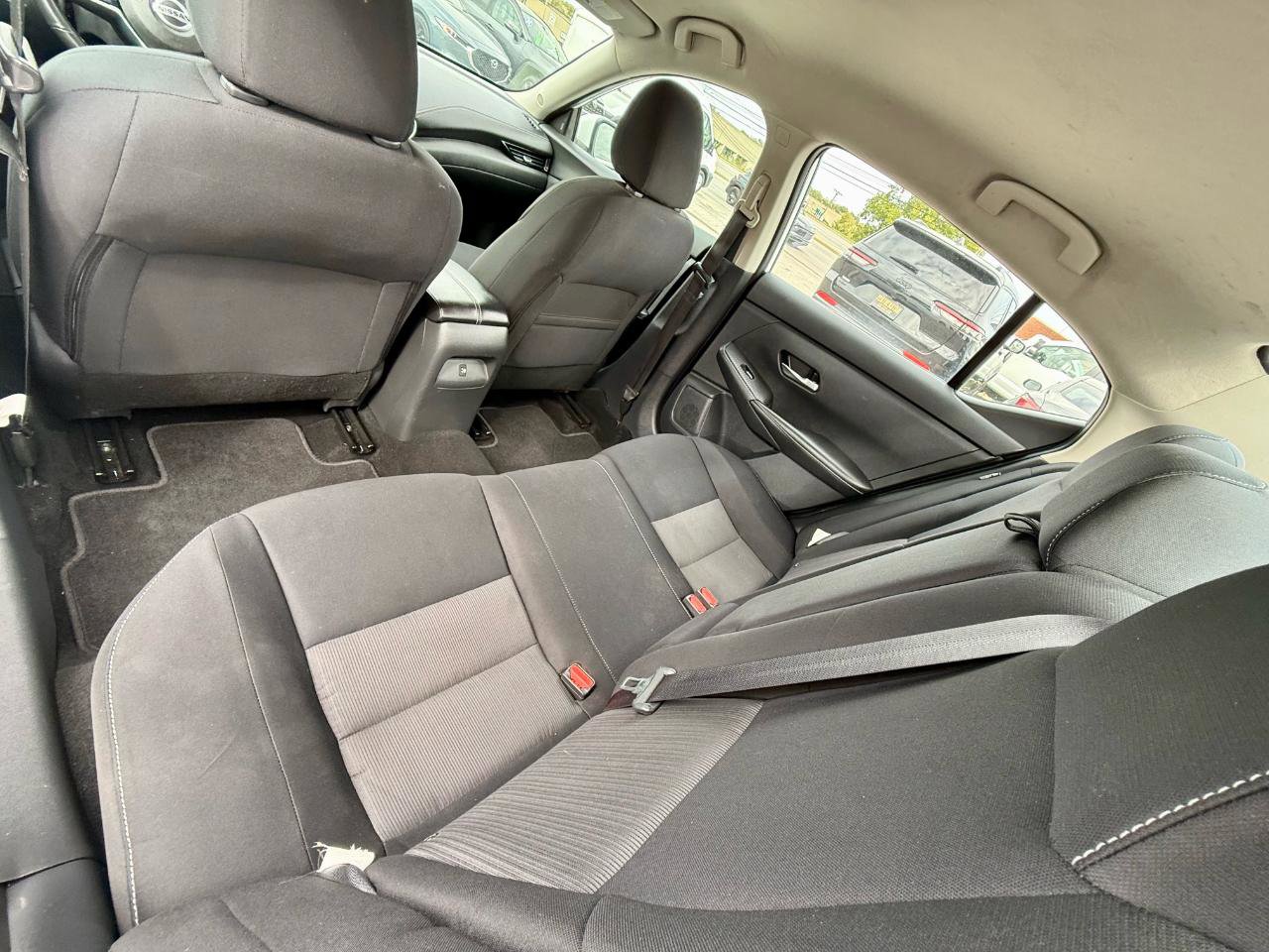 Used 2021 Nissan Sentra SV image 33