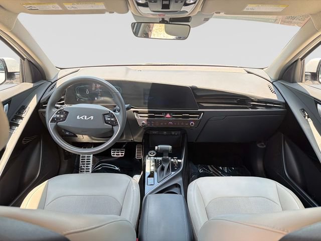 Used 2023 Kia Niro EX Touring FWD image 47