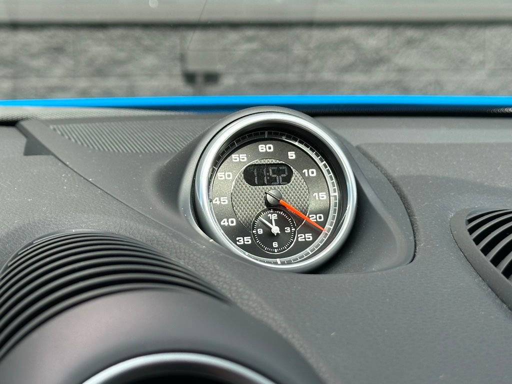 Used 2025 Porsche 718 Cayman image 58