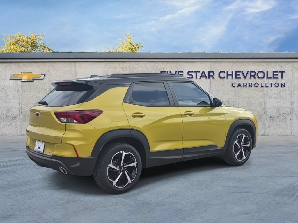 Used 2023 Chevrolet TrailBlazer RS w/ Sun and Liftgate Package FWD image 8