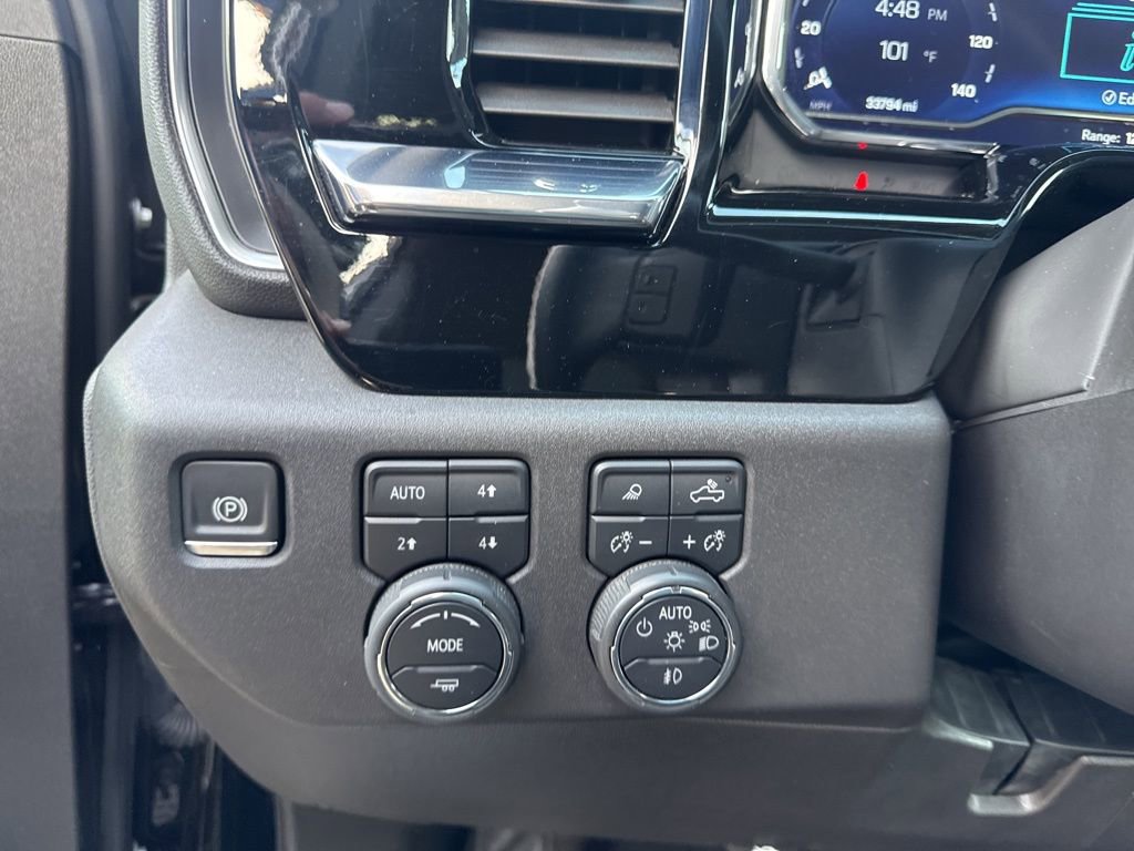 Used 2024 Chevrolet Silverado 1500 LT Trail Boss w/ LT Trail Boss Premium Package image 17