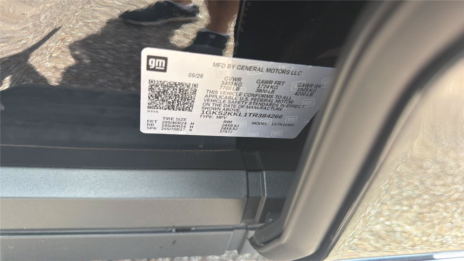 New 2026 GMC Yukon XL Denali Ultimate w/ LPO, Floor Liner Package AWD/4WD image 30